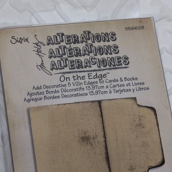 TIM HOLZ SIZZIX | File Tabs Alterations Die - Picture 2 of 7